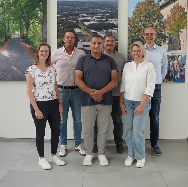 Rebecca Wagner, Marc Becher, Filippo Crisci, Sven van der Stok, Kirsten Reissig, Andreas Baum(v.l.).  | Foto: Marktstadt Waldbröl