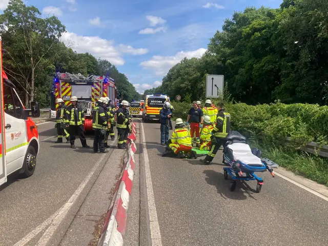 Die Zahl der Verkehrsunfälle mit Personenschaden im Rhein-Erft-Kreis stieg auf 1.478 Fälle im Jahr 2025. Dabei verunglückten 1.815 Personen.  | Foto: Archiv/Feuerwehr Kerpen