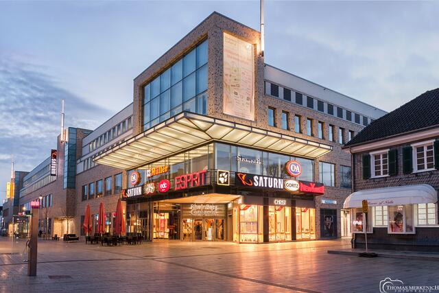 Der Elektronikhändler Media Markt zieht in die RheinBerg Galerie und wird neuer Ankermieter.  | Foto: Thomas Merkenich