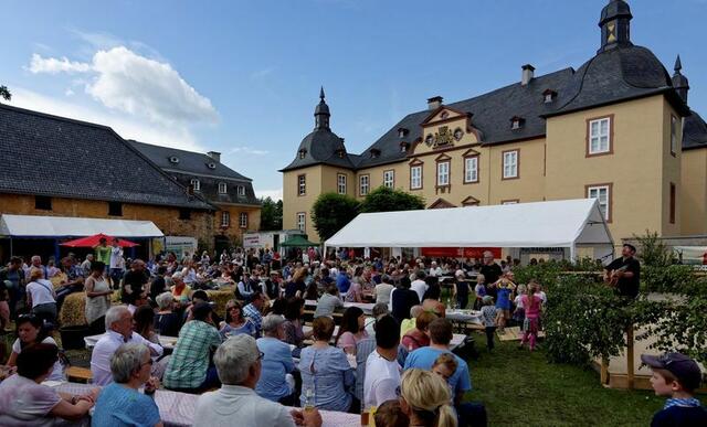 Der Musikverein St. Martin Eicks feiert am Pfingstsonntag, 5. Juni, nach zwei Jahren Pause wieder sein traditionelles Burgfest.  | Foto: Veranstalter/pp/Agentur ProfiPress