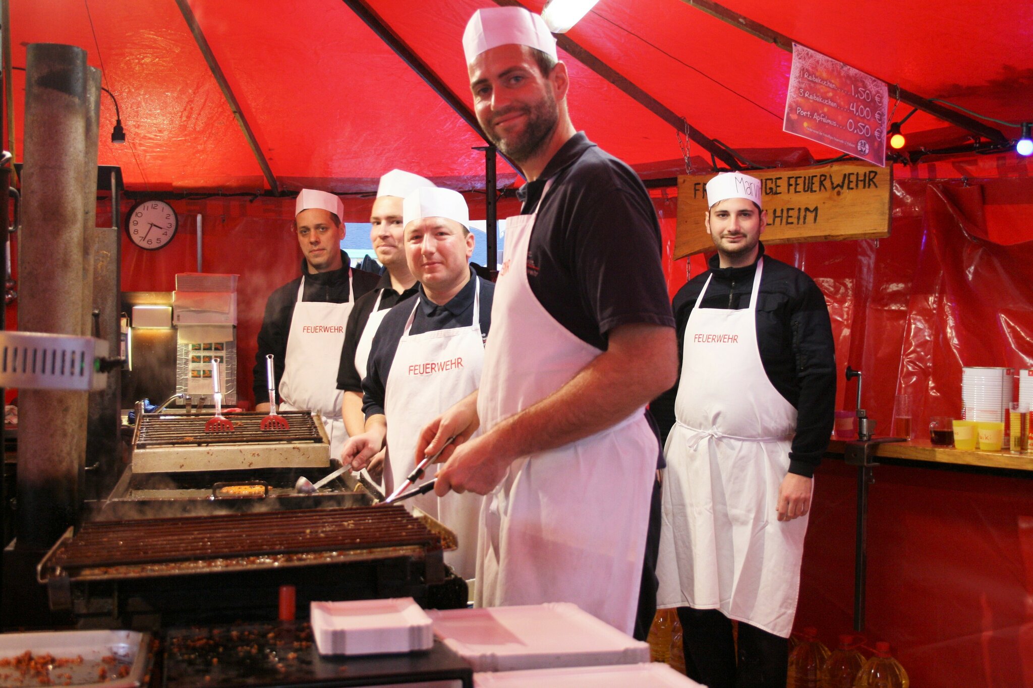Barbaramarkt: Wieder Reibekuchen auf dem Barbaramarkt - Pulheim
