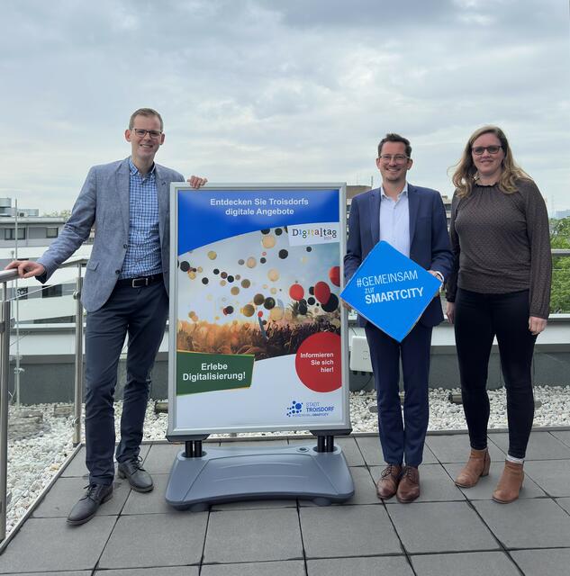 Das Team der Stabsstelle Digitalisierung: Fabian Wagner, Max Schwerhoff und Anne Prestin-Santillan. | Foto: Stadt