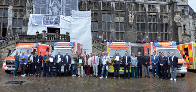 Jede Sekunde zählt: Die Initiative „Region Aachen rettet“ zeichnet ihre ehrenamtlichen Ersthelfer 2024 aus.   | Foto: Schmitter Fotografie