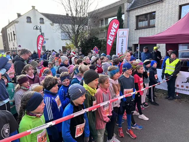Das Archivfoto des TuS zeigt den Start des Schüler- und Jugendlaufs.  | Foto: TuS