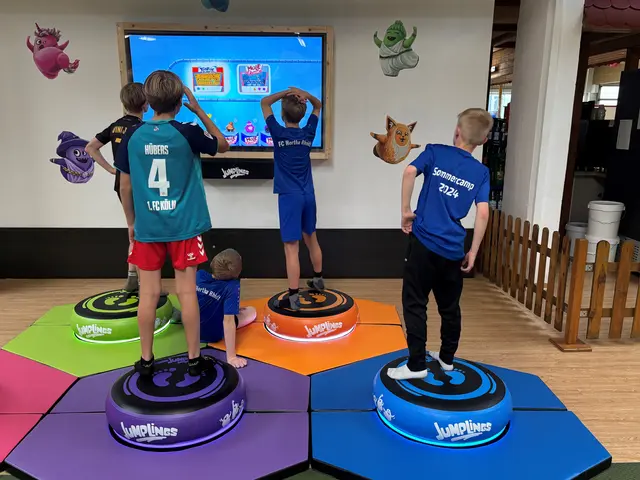 Bei Jump-Spielen im RhönRäuberPark.  | Foto: Hertha Rheidt
