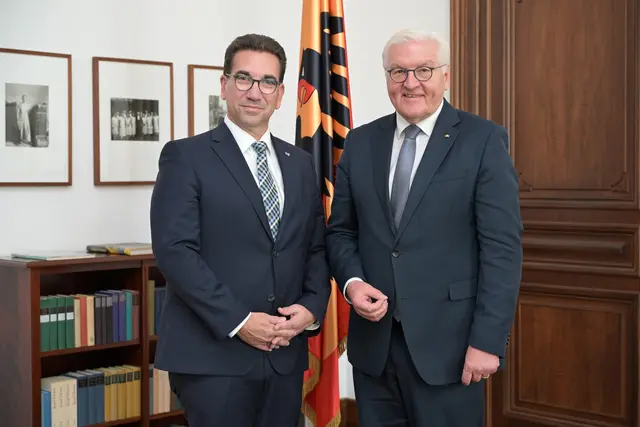 Bundespräsident Frank-Walter Steinmeier empfing Oberbürgermeister Guido Déus in der Villa Hammerschmidt. | Foto: Engst / Stadt Bonn