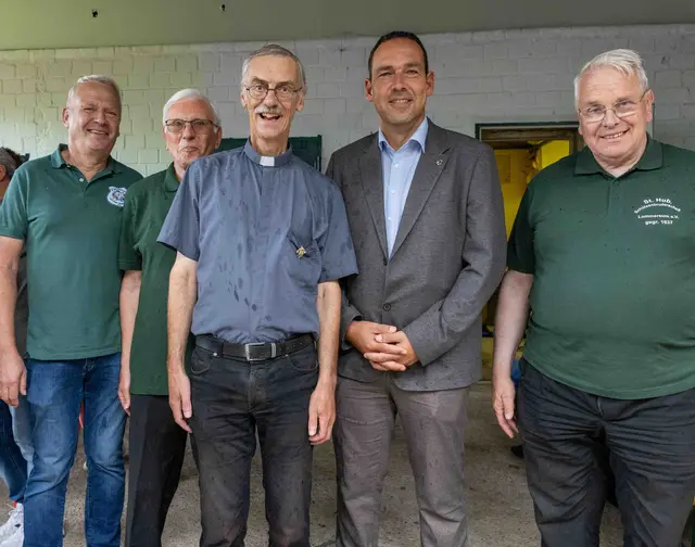 Die glücklichen Gewinner des Lommersumer Dorfpokalschießens im Jahr 2026.  | Foto: Hermann Schiffer