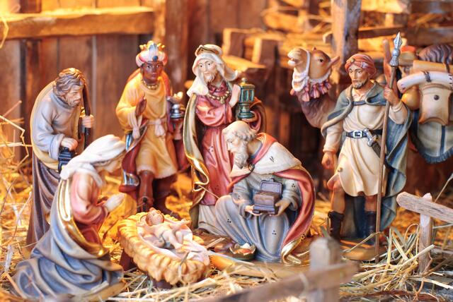Die Kinder präsentieren ein Musical zur Weihnachtsgeschichte. 
                                                       | Foto: Alexander Hoffmann/stockadobe.com