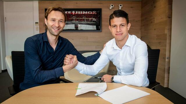 Bayer 04 Leverkusen hat den tschechischen Nationalspieler Adam Hlozek unter Vertrag genommen. Der 19-jährige Angreifer wechselt von Sparta Prag zum Fußball-Bundesligisten, er unterzeichnete in Leverkusen einen bis zum 30. Juni 2027 gültigen Kontrakt. | Foto: Bayer 04