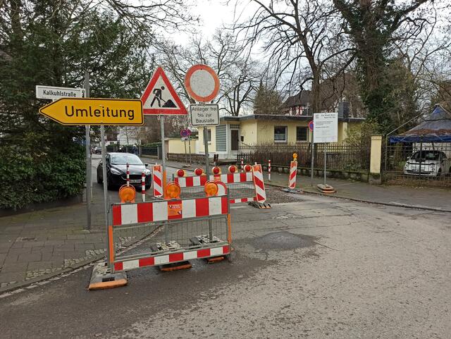 Autofahrer in dem betroffenen Bereich müssen sich auf Behinderungen einstellen.  | Foto: jld