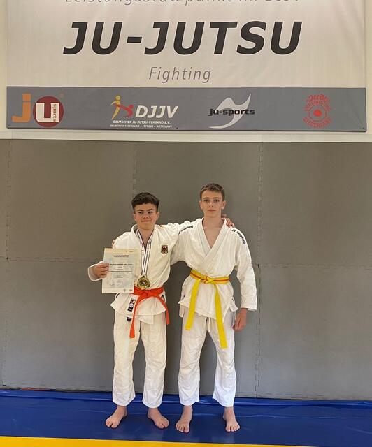 Marvin Lödi, Deutscher Schülermeister (l.) und Teamkollege Noah Klein.                                                              | Foto: Judovereinigung Siegerland