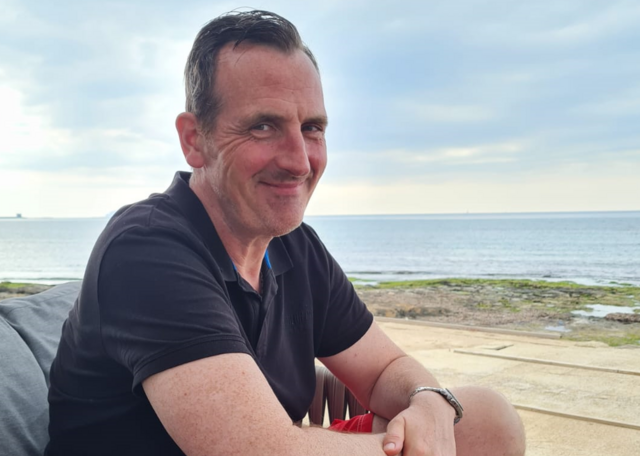 Frank aus Wachtberg leidet an Blutkrebs und benötigt dringend eine Stammzellspende, um zu überleben.  | Foto: DKMS
