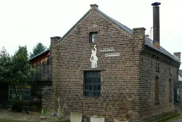Die alte Schmiede an der Uferstraße in Lülsdorf.  | Foto: Verein