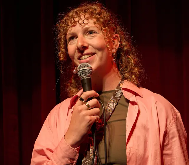 Autorin und Slam-Poetin Jana Goller.  | Foto: Andreas Wichler