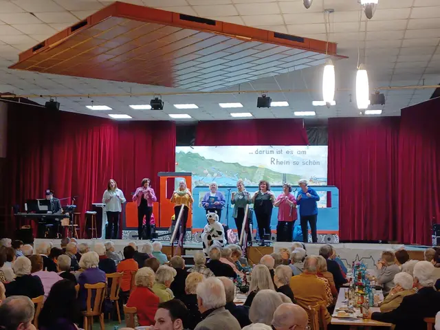 Beim Seniorenfest in Mondorf wird auch im nächsten Jahr wieder für beste Unterhaltung gesorgt sein.   | Foto: Bürgerverein