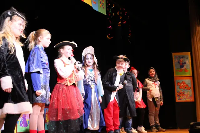 „Die KGS is op Krawall, die Buure fiere Karneval”, lautet das Motto der Kindersitzung am Samstag, 31. Januar.  | Foto: KGS Mechernich/pp/Agentur ProfiPress