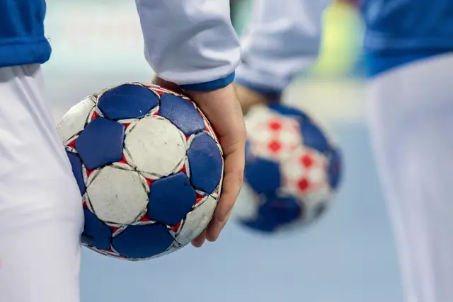 Im Mittelpunkt der Kinder- und Jugendtrainer-Fortbildung stehen spielorientiertes Lernen, moderne Trainingsmethoden und direkt umsetzbare Inhalte.   | Foto: dariovuksanovic/Stock/Adobe.com