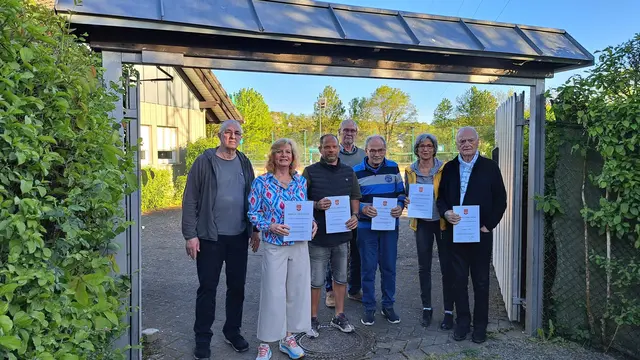 v.l.n.r.: Werner Timme (1. Vorsitzender), Karin Rechenberger, Tobias Krause, Eberhard Conrad, Franz Krause,, Marlis Radtke und Reinhard Grüber | Foto: TUS 06 Waldbröl