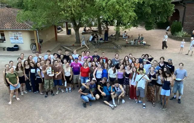 67 Jugendliche aus fünf Gymnasien erleben eine Woche voller Gemeinschaft, Glauben und Begegnungen.  | Foto: Frère Andreas