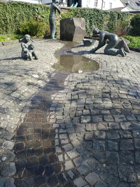 Der Steenkühler-Brunnen in Lindlar.