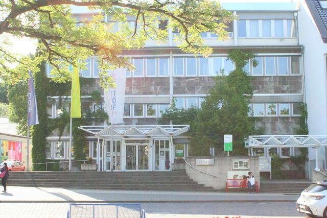 2029 ist der früheste Zeitpunkt für einen Umzug der Verwaltung vom Rathaus am Markt in einen Neubau an der Brückenstraße. | Foto: Röhrig