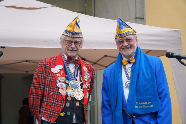 Bürgermeister Dieter Freytag (links) und FBK-Präsident Rainer Nieschalk freuen sich auf die Session.  | Foto: Jürgen Schmitz