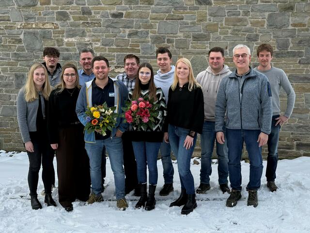 Der Vorstand (v.h.n.v, v.l.n.r.) Felix Christ, Christian Böhmer, Andreas Mack, Jonas Land, 
Johannes Schneider Jr., Patrick Busch, Anna Karina Schneider, Theresa Jahn, Felix Buchen, Lina 
Marie Schlechting, Franziska Zimmermann, Johannes Schneider Sen.  | Foto: (c) Musikverein