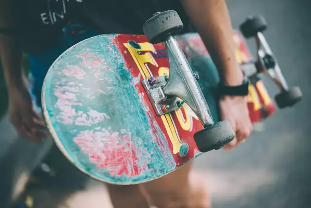 Skater haben es aktuell nicht leicht in Frechen: Beide Skateranlagen in Frechen sind in keinem guten Zustand. | Foto: FornStudio/Stock/Adobe.com