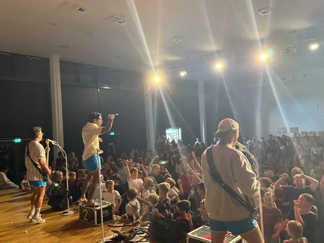 Super Stimmung in der Aula des WWG. | Foto: Lars Schubert