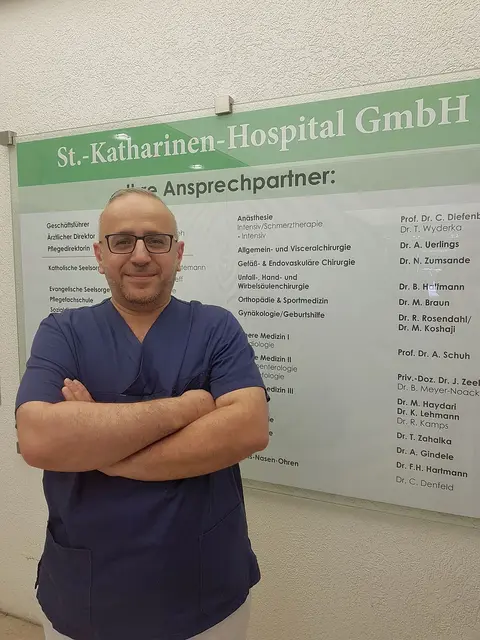 Dr. Mohammad-Zaher Koshaji ist mehrfach zertifizierter Laparoskopie-Experte.  | Foto: St. Katharinen-Hospital