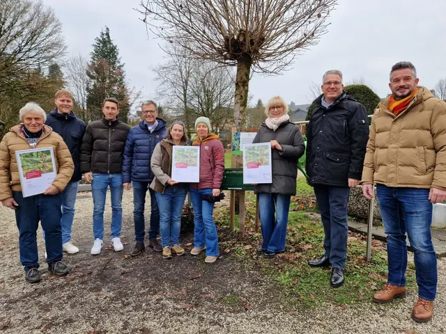 Die Gemeinde Neunkirchen-Seelscheid hat mit dem Energieunternehmen Westenergie den Klimaschutzpreis vergeben.  | Foto: Gemeinde