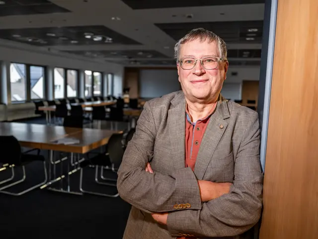 Bereits lange Teil der Kämmerei, aber dieses Mal ist es für Stefan Mannz eine Premiere: Zum ersten Mal hat er einen Haushaltsentwurf als Kämmerer eingebracht. | Foto: Ronald Larmann/pp/Agentur ProfiPress
