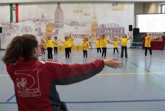 Die „Tanzmäuse“ des gastgebenden RRC Siegburg eröffneten den 39. Rhein-Sieg-Cup in Siegburg. | Foto: RRC Siegburg