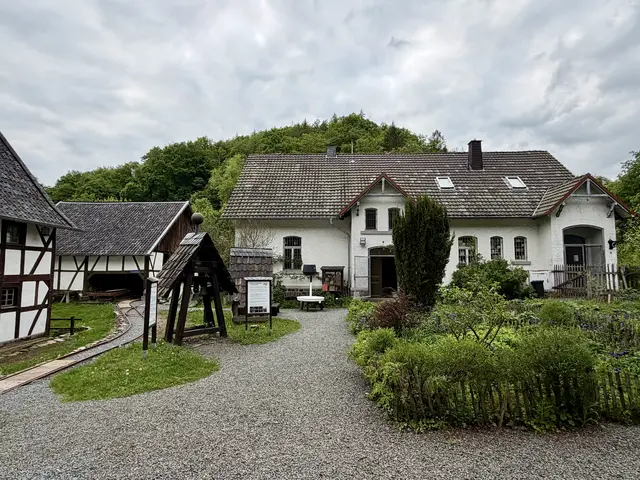  Vor Ort im Heimatmuseum Altwindeck: Die CDU/FDP-Fraktion sieht im „Dorf der Generationen“ eine große Chance für Heimatgeschichte, Ehrenamt und Begegnung in Windeck | Foto: CDU/FDP Windeck
