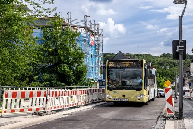 Wegen der Sperrungen werden mehrere OVAG-Linien umgeleitet. | Foto: Smilla Dankert / VRS GmbH