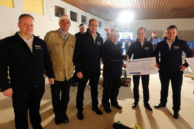Der Musikverein Heddinghausen spendete den Eröl seines Benefizkonzerts.                             | Foto: Verein
