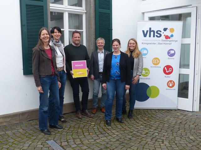 Francis Hugenroth, Antje Fehr, Lutz Wagner, Otto Neuhoff, Johanna Samaras und Katharina Schmidt (v.li.) machen sich für den Klimaschutz stark. | Foto: Zumbusch