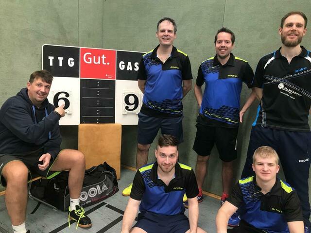 Das Löwenteam nach dem 9:6 Auswärtssieg beim TTG Nephten. | Foto: Diesing