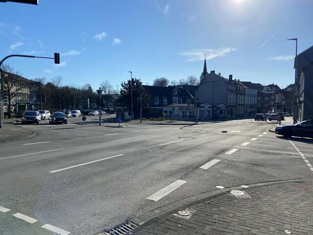 Stadteinfahrt Ost: Hier soll der neue Kreisverkehr entstehen. 	 | Foto: Hansestadt Wipperfürth / Tanja Reinhold