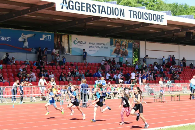 Beim „Aggerstadion Opening“ der Troisdorfer Leichtathletik-Gemeinschaftzeigten die Teilnehmer tolle Leistungen. | Foto: TLG