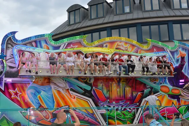 Die Margaretenkirmes ist ein Spaß für die ganze Familie.  | Foto: Archiv BSB/Brodüffel