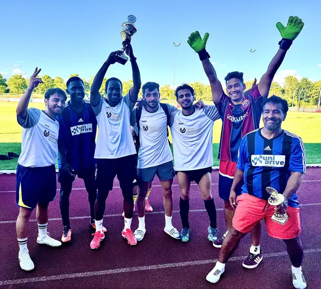 Das Siegerteams des diesjährigen Integrationscups in Euskirchen.  | Foto: Stefanie Asbeck/Stadt Euskirchen