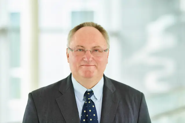 Ausgezeichnet für seine wegweisende Forschung: Prof. Dr. Johannes Oldenburg, Direktor des Instituts für Experimentelle Hämatologie und Transfusionsmedizin am Universitätsklinikum Bonn.    | Foto: Universitätsklinikum Bonn (UKB)