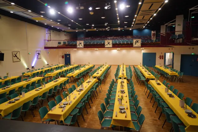 Zuletzt wurden die Sportlerinnen und Sportler im Jahr 2024 im Stadtsaal geehrt. | Foto: Stadt Frechen