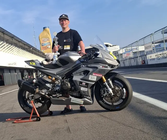 Frank Schumacher sicherte sich beim Saisontermin der German Twin Trophy auf dem Hockenheimring zwei dritte Plätze und behauptete Rang drei in der Gesamtwertung. | Foto: FSRACINGTEAM