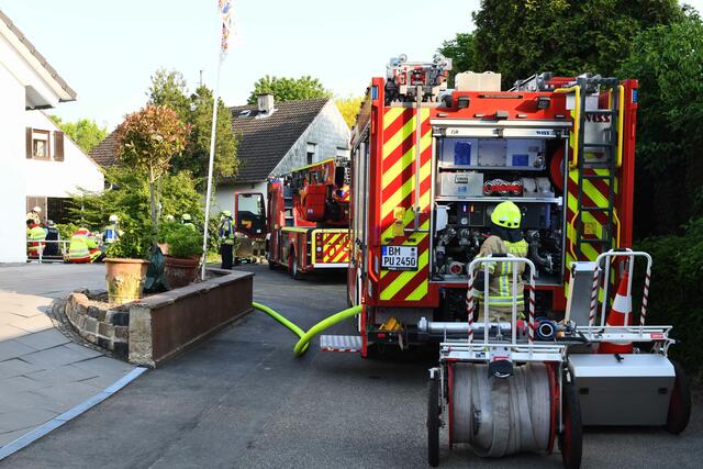 Nach gut einer Dreiviertelstunde war der Einsatz beendet und die Kräfte konnten wieder ihre Standorte anfahren.  | Foto: Feuerwehr Pulheim