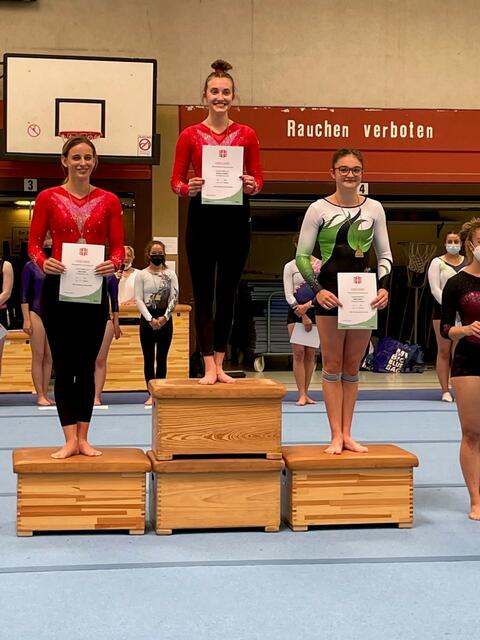 Eleonora Bekker und Jana Geyer turnten einen Doppelerfolg in der Klasse der 18jährigen und älter. | Foto: TuS Brauweiler