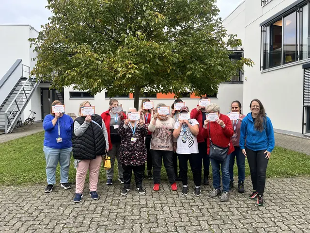 Im Rahmen des Internationalen Tags zur Beendigung von Gewalt gegen Frauen setzen die Menschen mit Behinderung ein deutliches Zeichen.   | Foto: WIR gGmbH