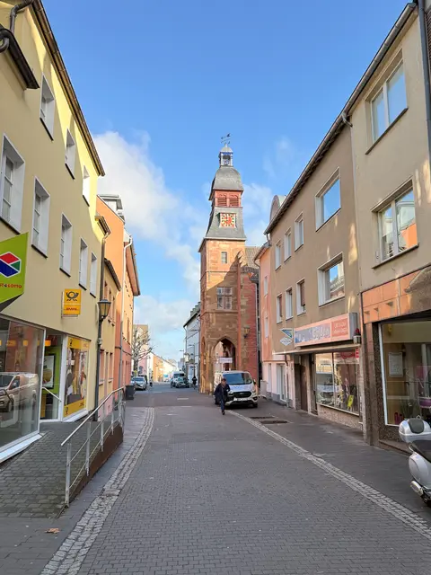 Im Zuge der Bauarbeiten zur Sanierung und Neugestaltung der Innenstadtstraßen erfolgt in Kürze der Baustart auf der Schumacherstraße.  | Foto: Stadt Zülpich / Torsten Beulen
