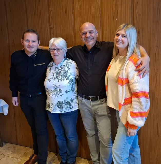 Der neu gewählte Vorstand der Vochemer KG Ölligspiefe 1978 e.V. nach der Generalversammlung in Brühl. | Foto: Vochemer KG Ölligspiefe 1978 e.V.